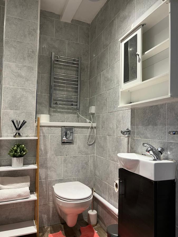 3 Bedroom Flat In King'S Cross, St Pancras'S. 2 Minutes To Euston. London Exterior photo